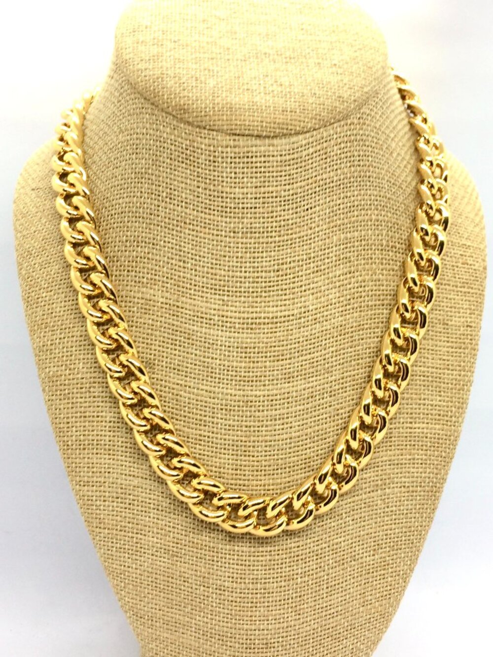 VINTAGE NAPIER NECKLACE Gold Tone Chunky Curb Chain Link Collar Signed 18"